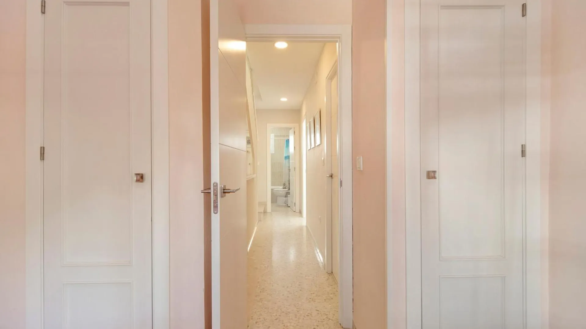 Casa Blanca Apartment Rota Spain