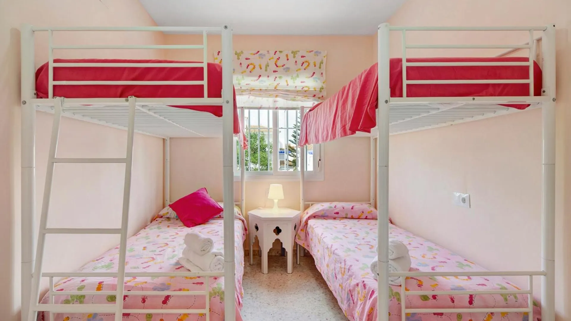 Casa Blanca Apartment Rota